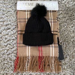 Steve Madden Camel Black Gift Set Beanie Hat Scarf